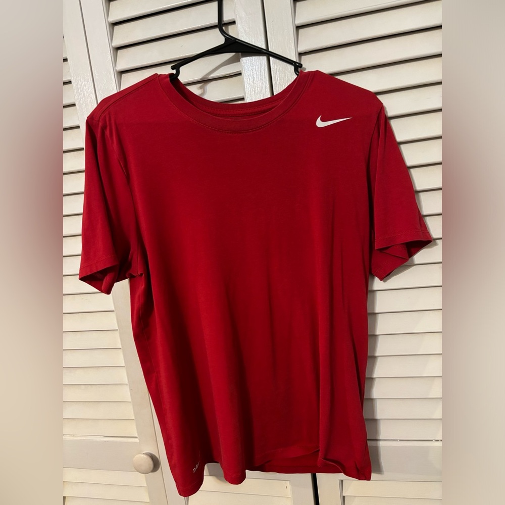 Nike dri fit tee